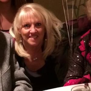 Meet your Posher, Leslie